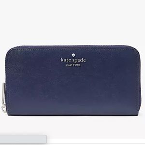 Kate Spade Continental Full Zip Pebble Leather Wallet. Slight fading.